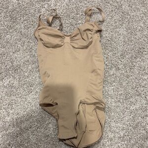 Skims Clay Brief Bodysuit